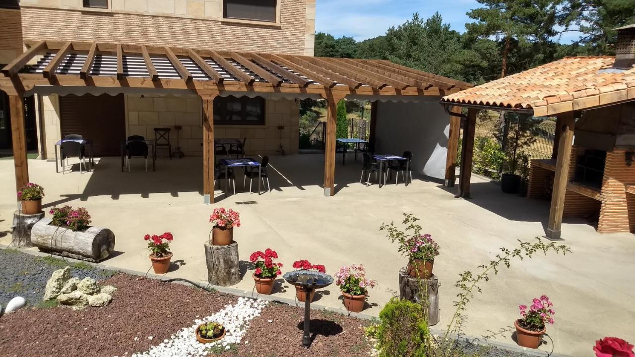 Hotel Rural El Nido De Pinares 나발레노 외부 사진